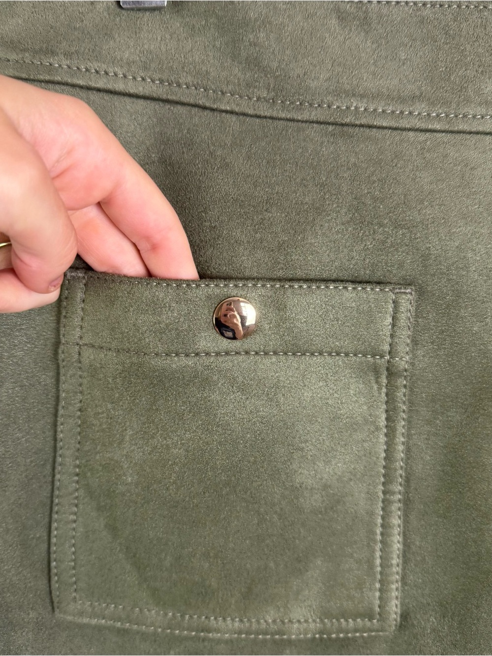 LOFT Olive Green Faux Suede Front Pocket Mini Skirt Skirt Size 6 - Picture 3 of 9